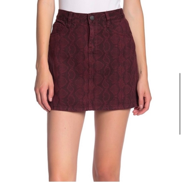 BLANK NYC Snake Print Denim Mini Skirt - Picture 3 of 9